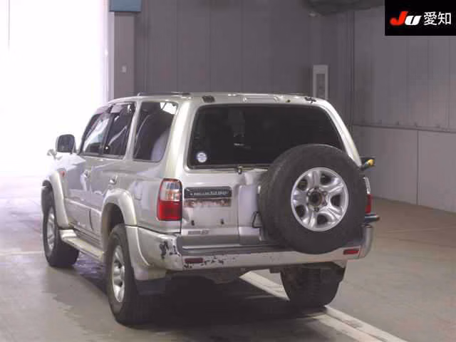 TOYOTA HILUX SURF