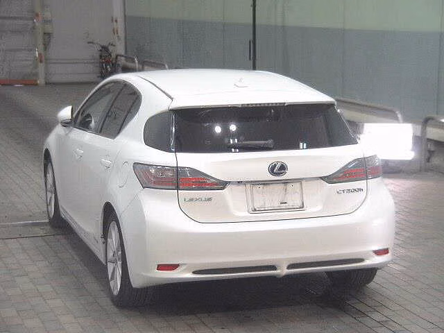 LEXUS CT200H