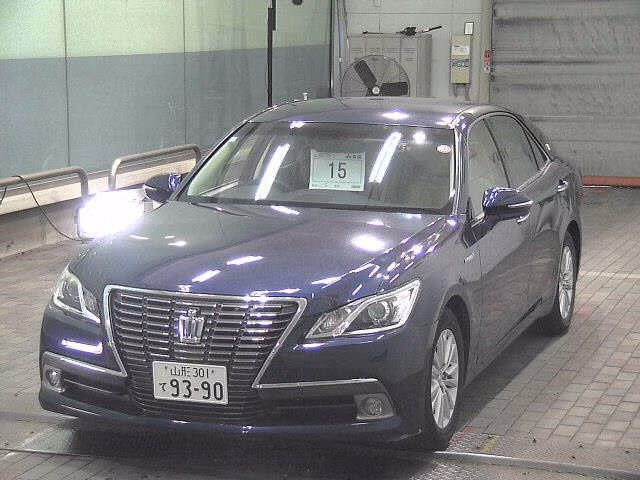 TOYOTA CROWN