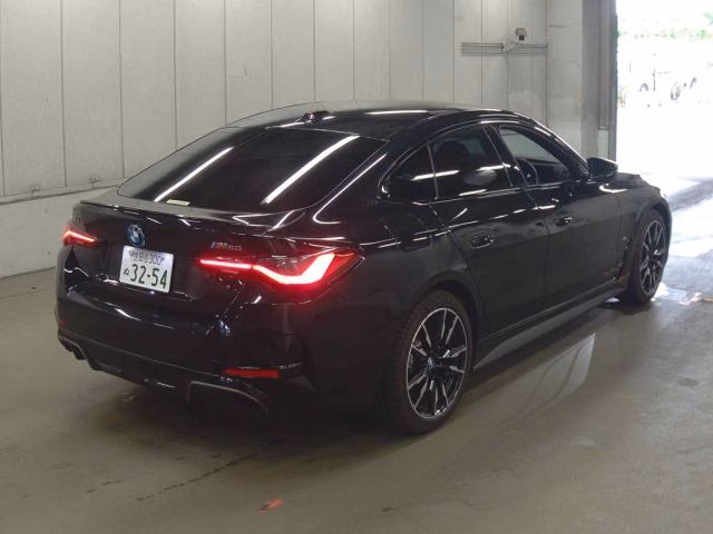 BMW I4