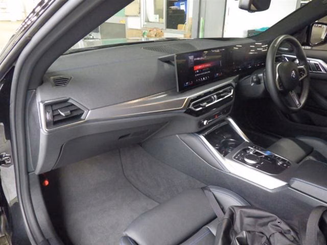 BMW I4