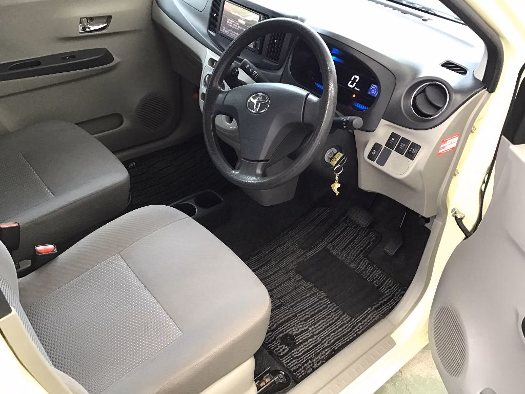 TOYOTA PIXIS EPOCH