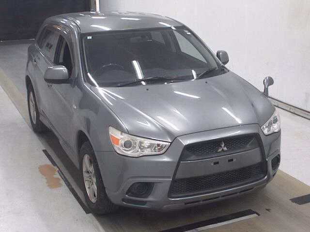 MITSUBISHI RVR