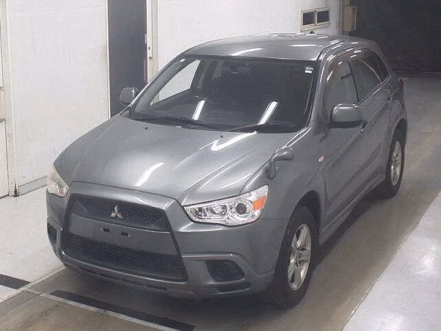 MITSUBISHI RVR