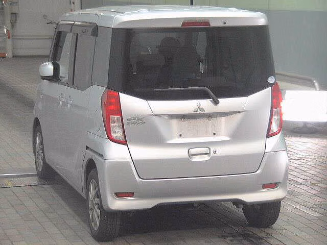 MITSUBISHI EK SPACE