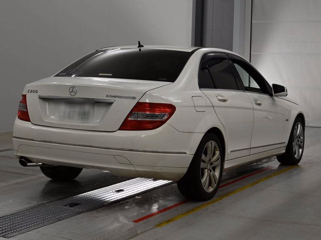 MERCEDES-BENZ C-CLASS