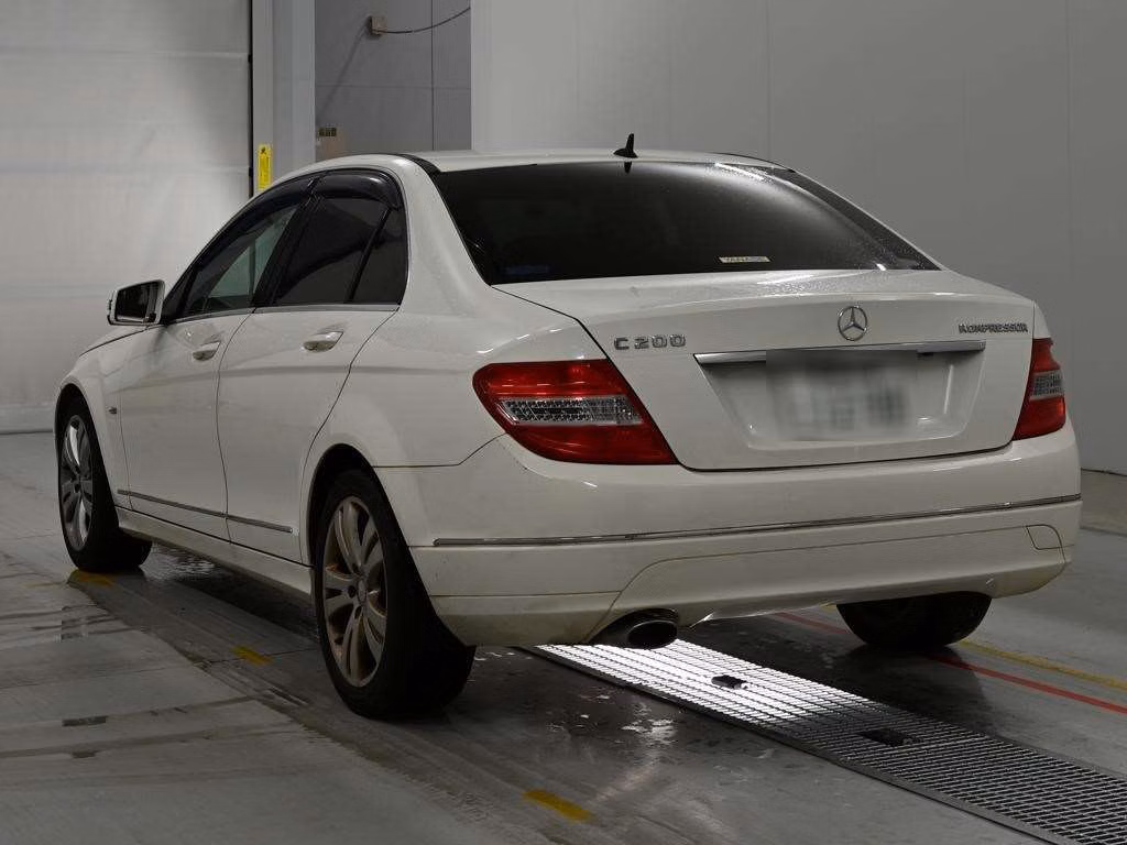 MERCEDES-BENZ C-CLASS