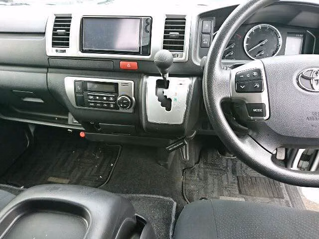 TOYOTA REGIUS ACE