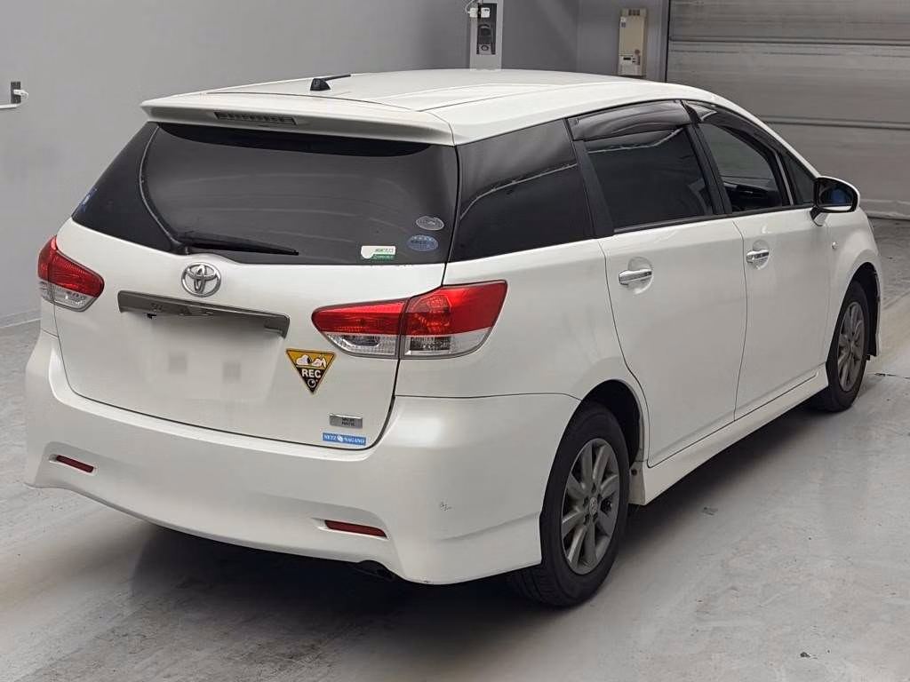 TOYOTA WISH