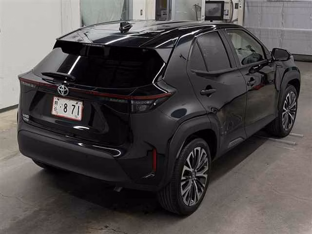 TOYOTA YARIS CROSS