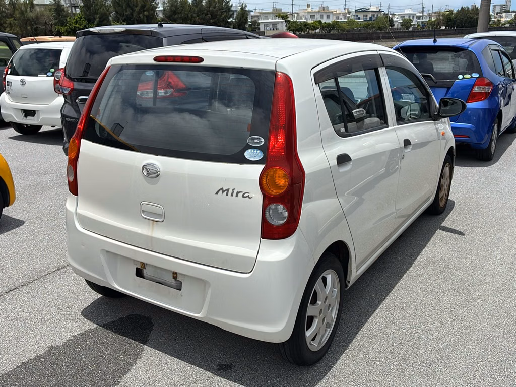 DAIHATSU MIRA