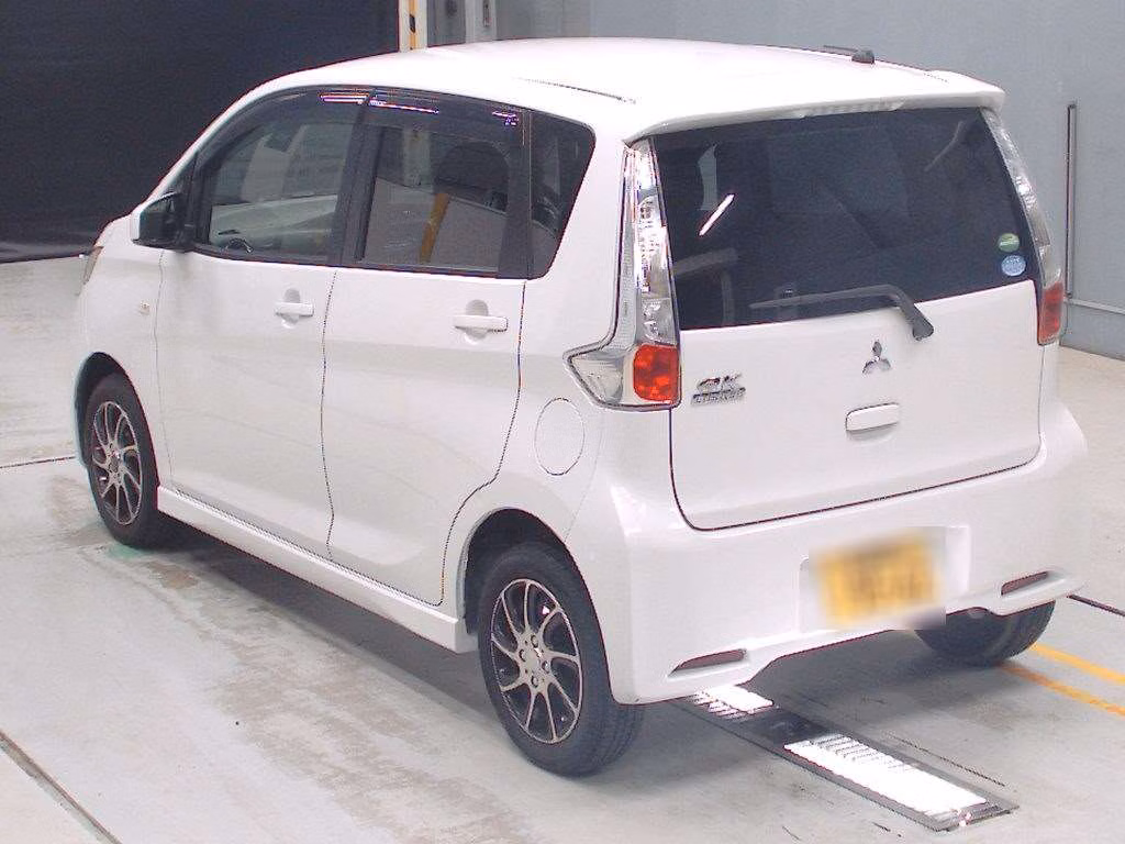 MITSUBISHI EK CUSTOM