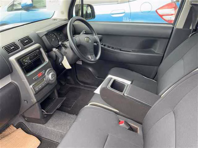 DAIHATSU MOVE CONTE