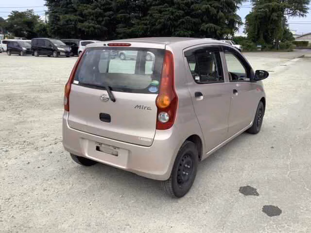 DAIHATSU MIRA