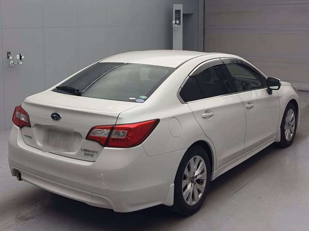 SUBARU LEGACY B4