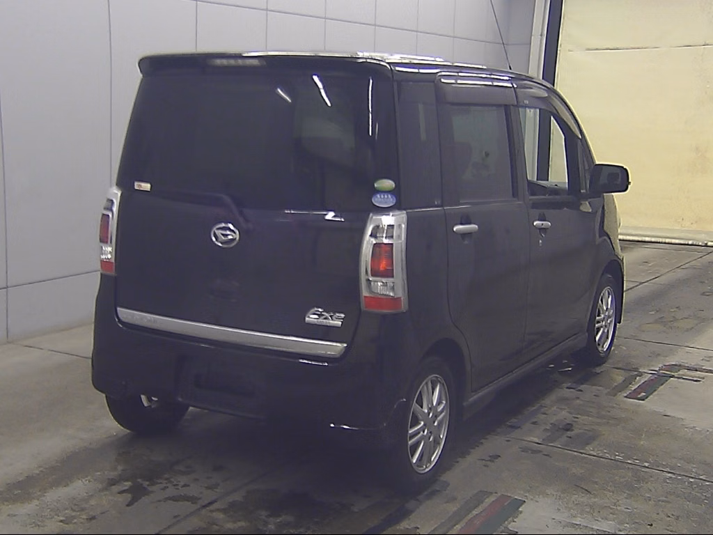 DAIHATSU TANTO EXE