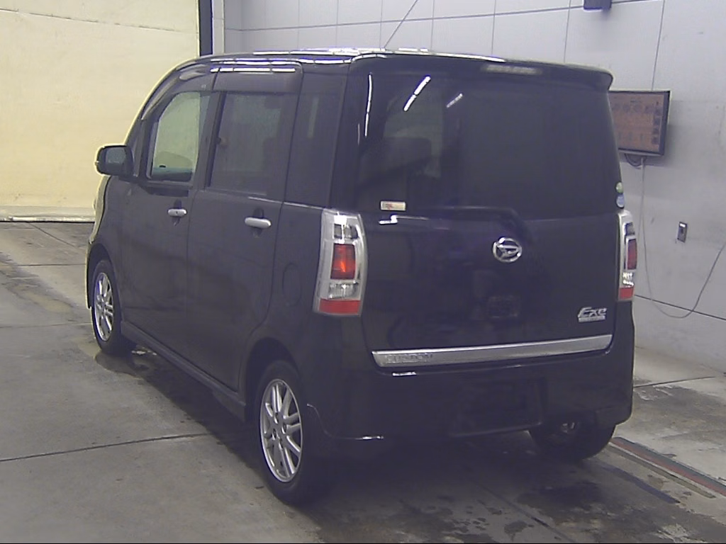 DAIHATSU TANTO EXE