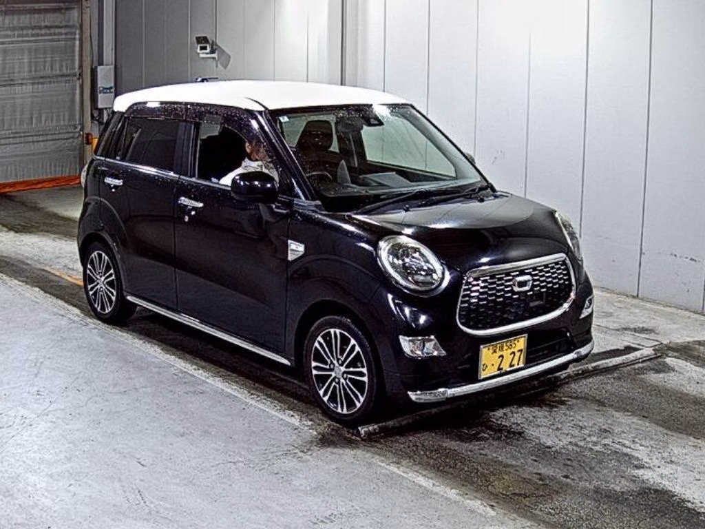 DAIHATSU CAST