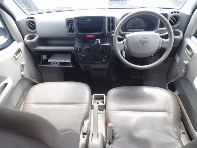 NISSAN NV100 CLIPPER