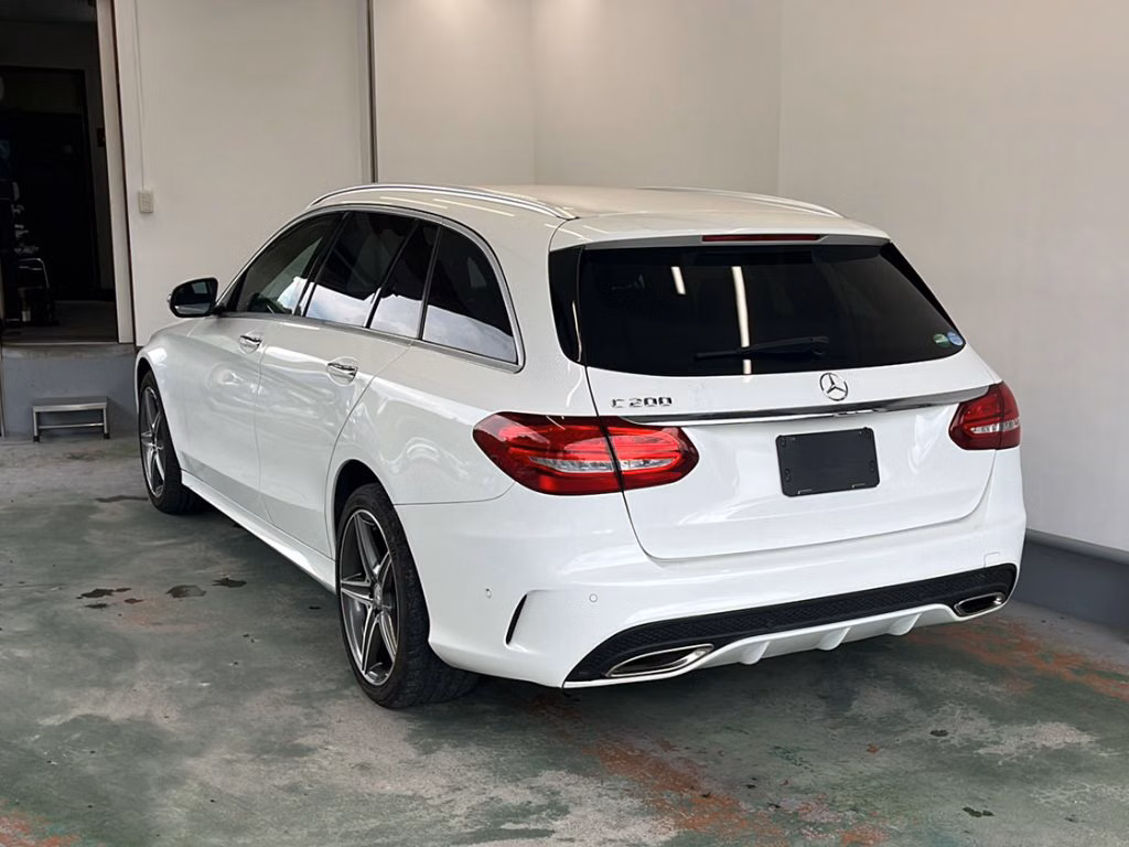 MERCEDES-BENZ C-CLASS
