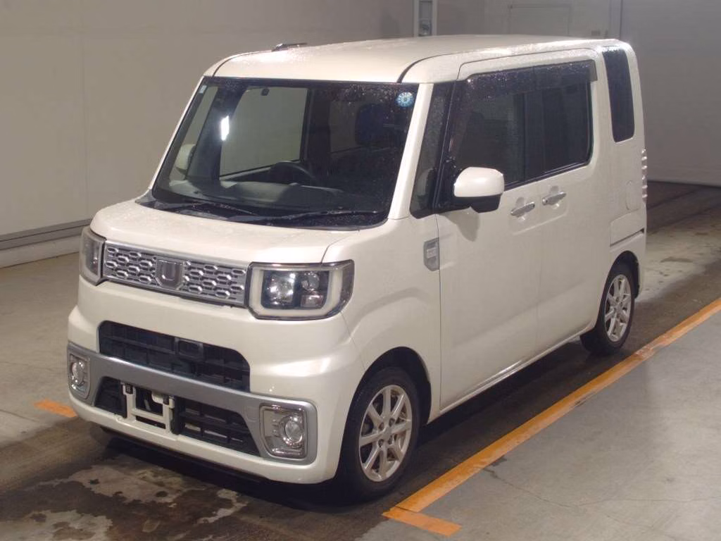 DAIHATSU WAKE