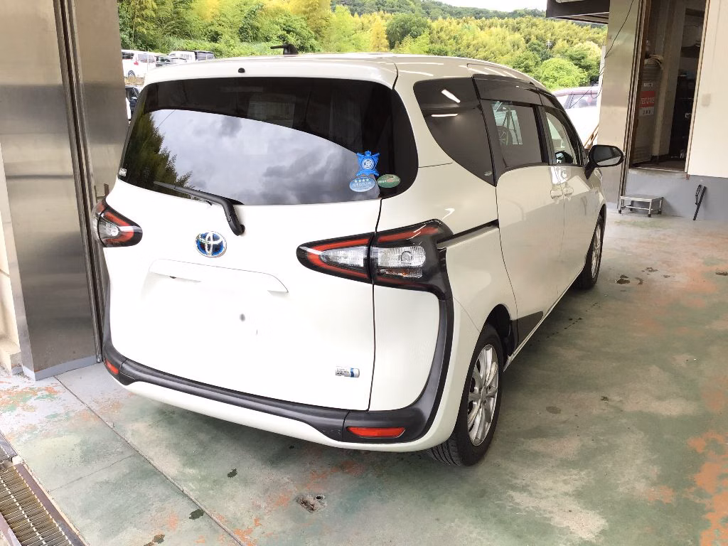 TOYOTA SIENTA