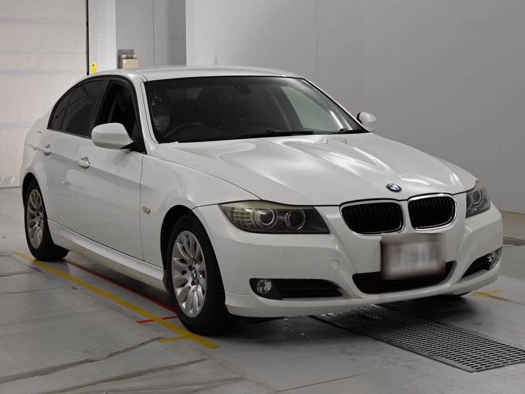 BMW 3-SERIES