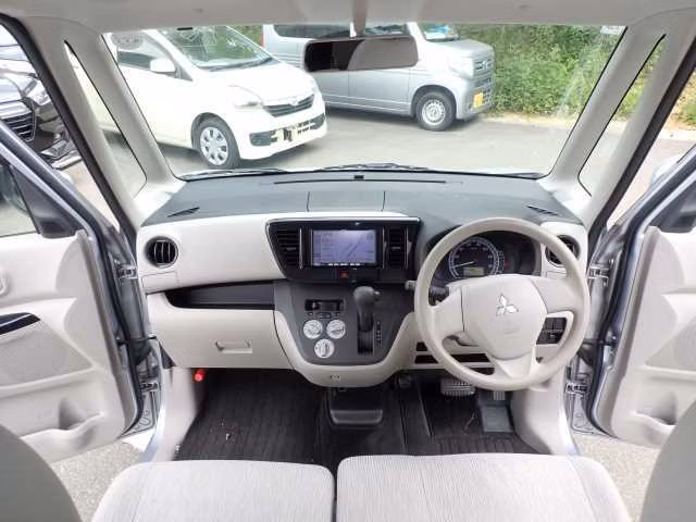 MITSUBISHI EK SPACE