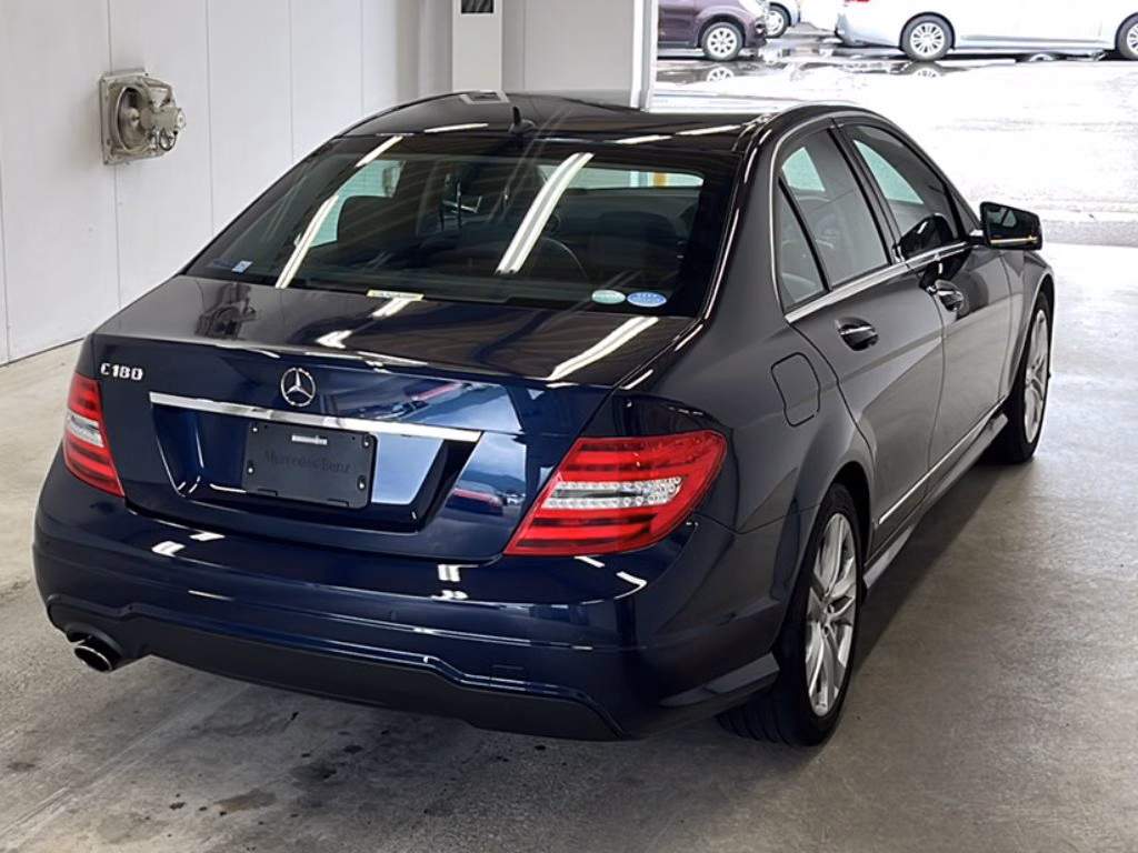 MERCEDES-BENZ C-CLASS