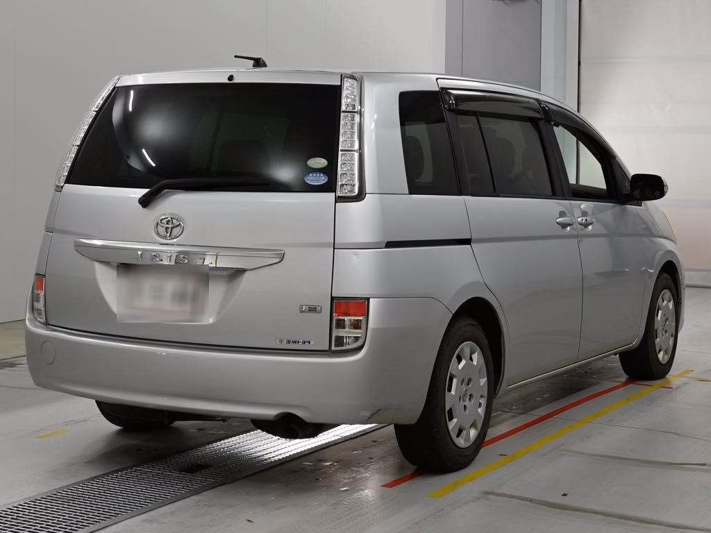 TOYOTA ISIS