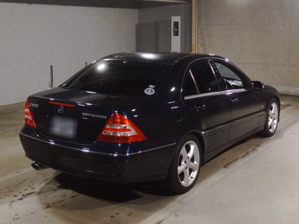 MERCEDES-BENZ C-CLASS