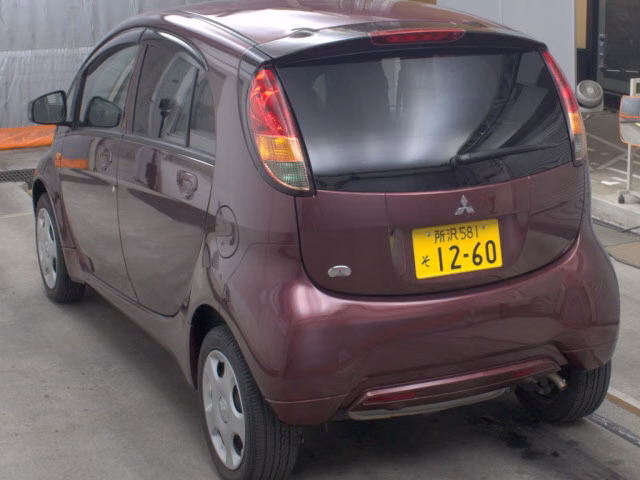 MITSUBISHI I
