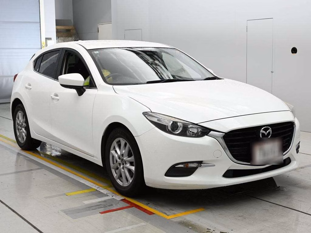MAZDA AXELA