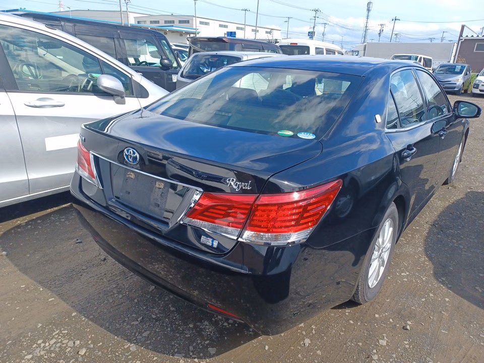 TOYOTA CROWN