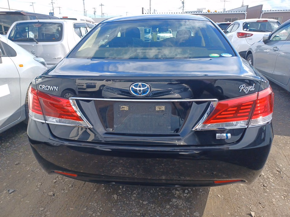 TOYOTA CROWN