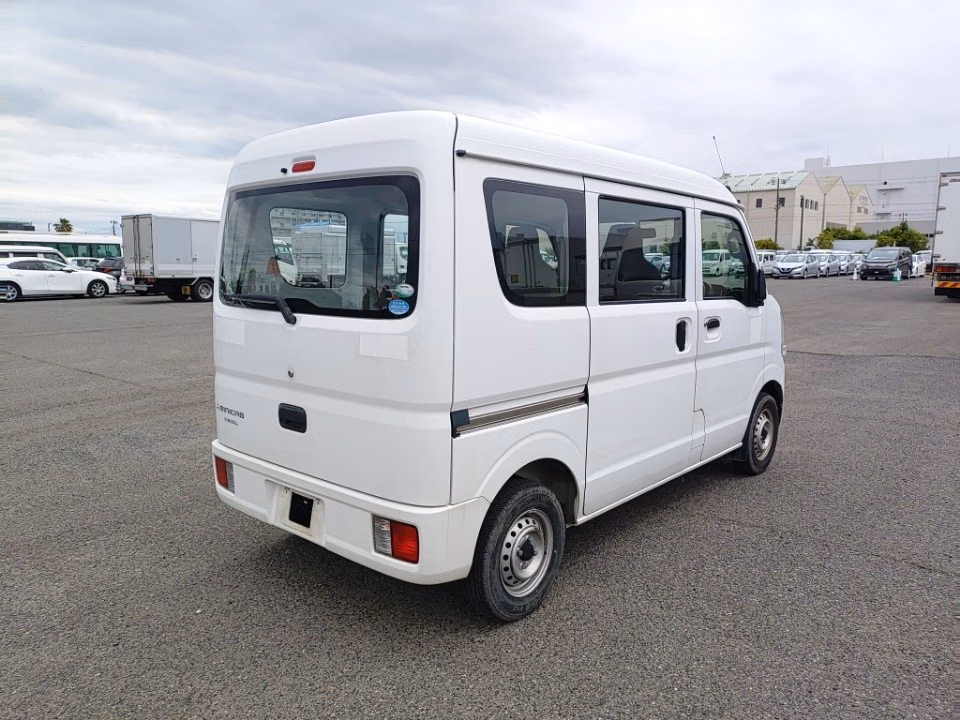 MITSUBISHI MINICAB