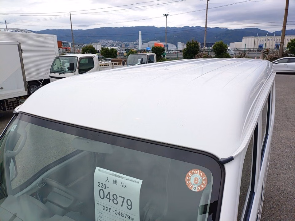 MITSUBISHI MINICAB