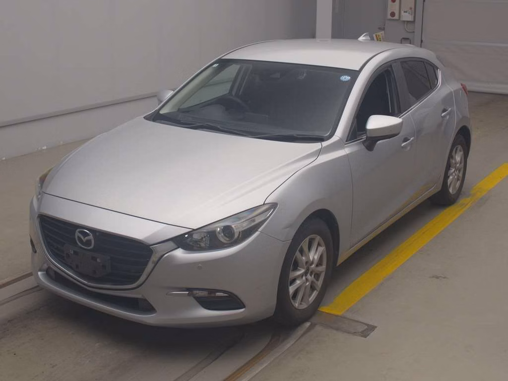 MAZDA AXELA