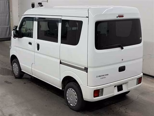 MITSUBISHI MINICAB