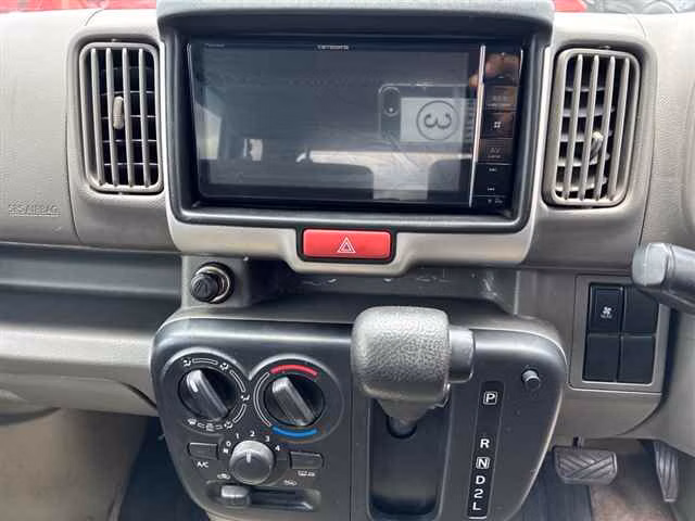 MITSUBISHI MINICAB