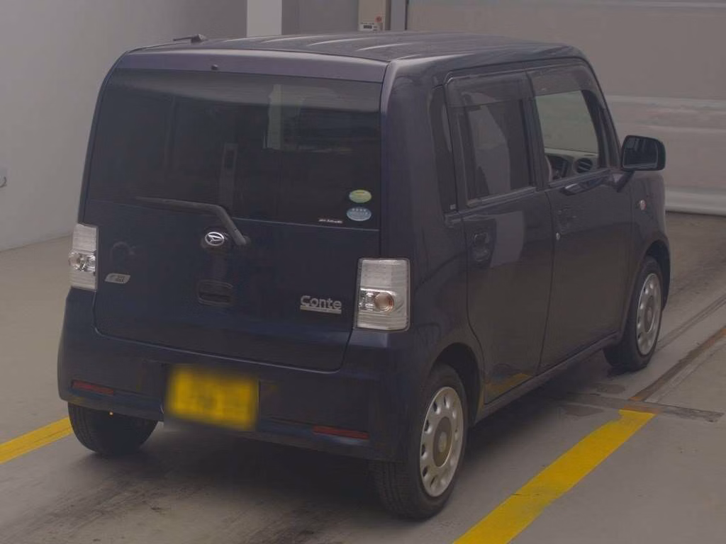 DAIHATSU MOVE CONTE