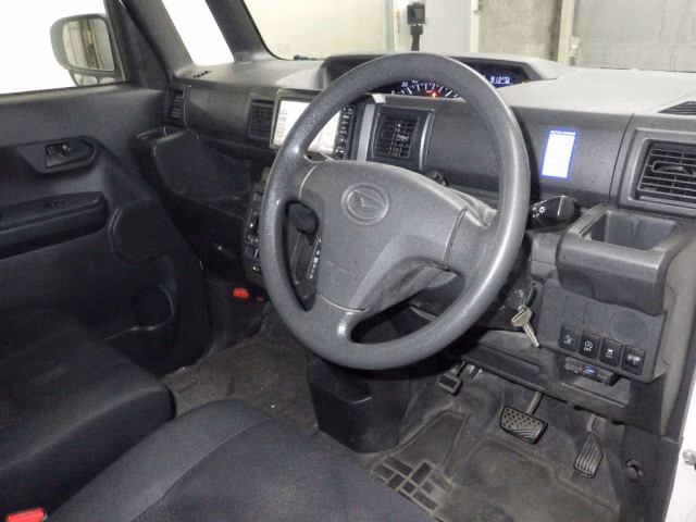 DAIHATSU HIJET CADDIE