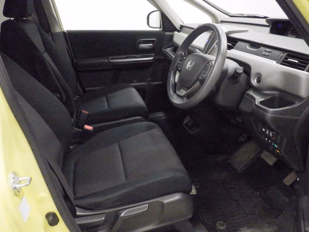 HONDA FREED+