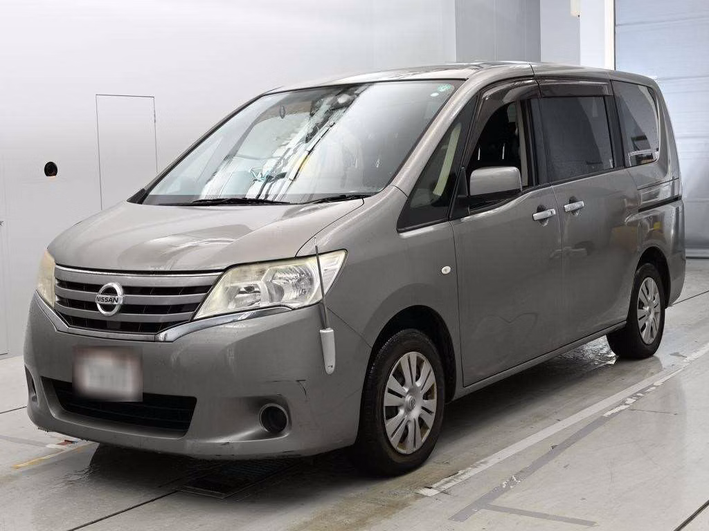 NISSAN SERENA