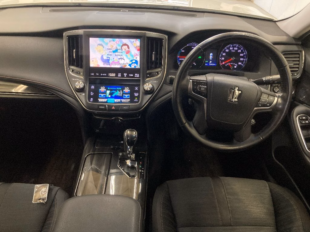 TOYOTA CROWN