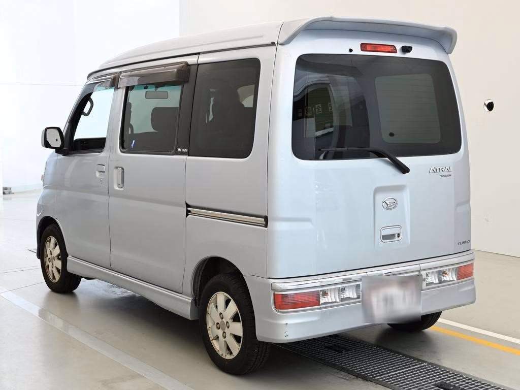 DAIHATSU ATRAI