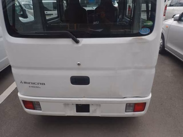 MITSUBISHI MINICAB
