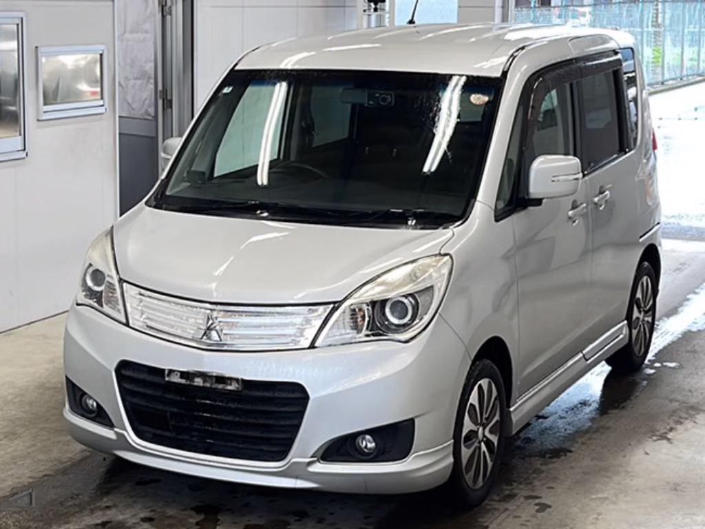 MITSUBISHI DELICA D:2