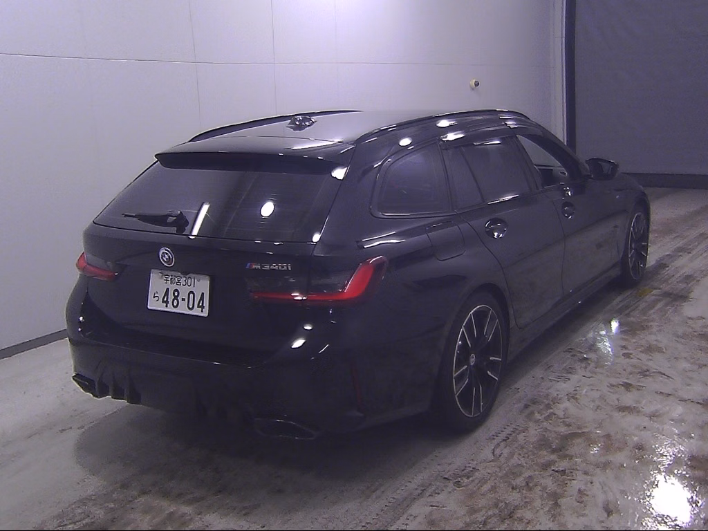 BMW 3-SERIES