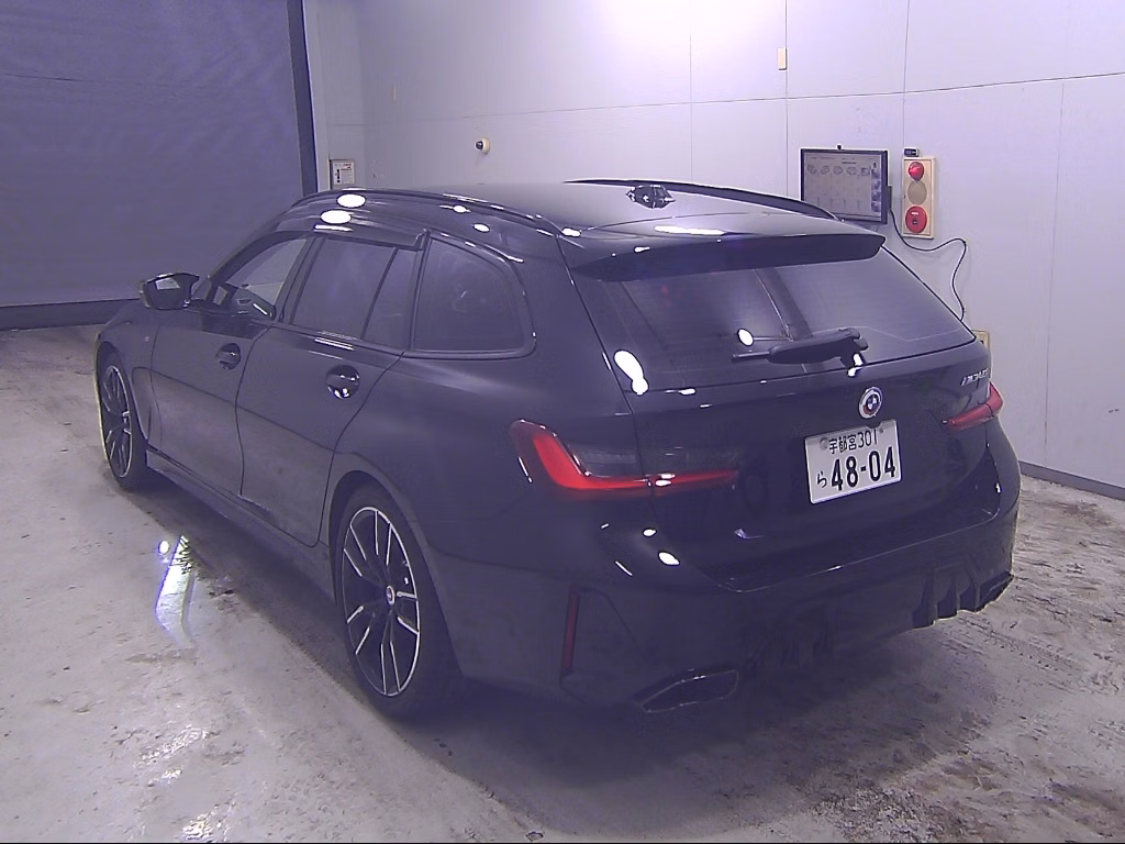 BMW 3-SERIES
